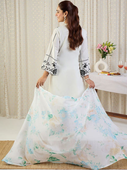 Women Floral Embroidered Regular Thread Work Cotton Kurta with Palazzos & Dupatta