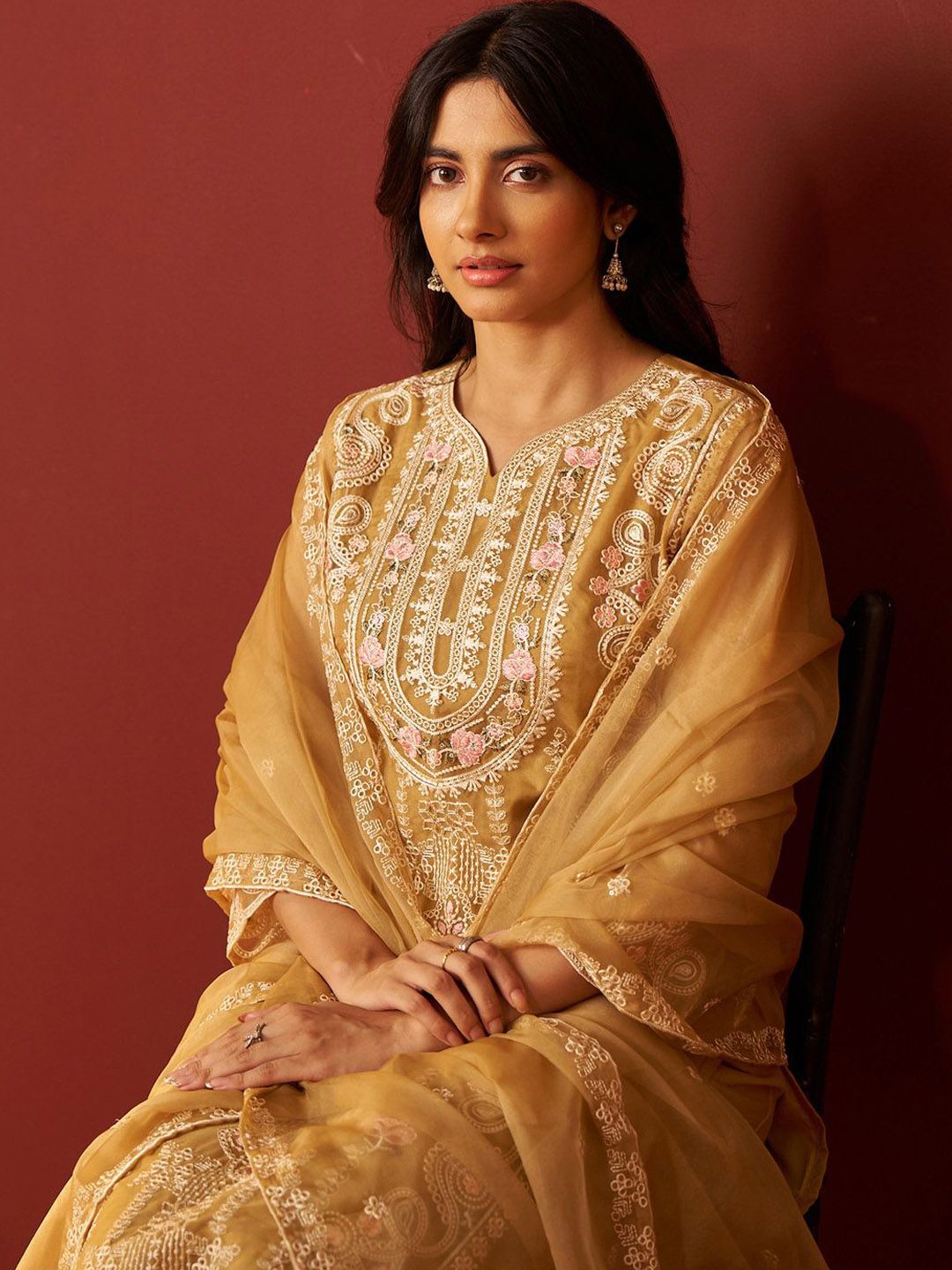 Dhiyona IE Women Ethnic Motifs Embroidered Kurta with Pyjama & Dupatta