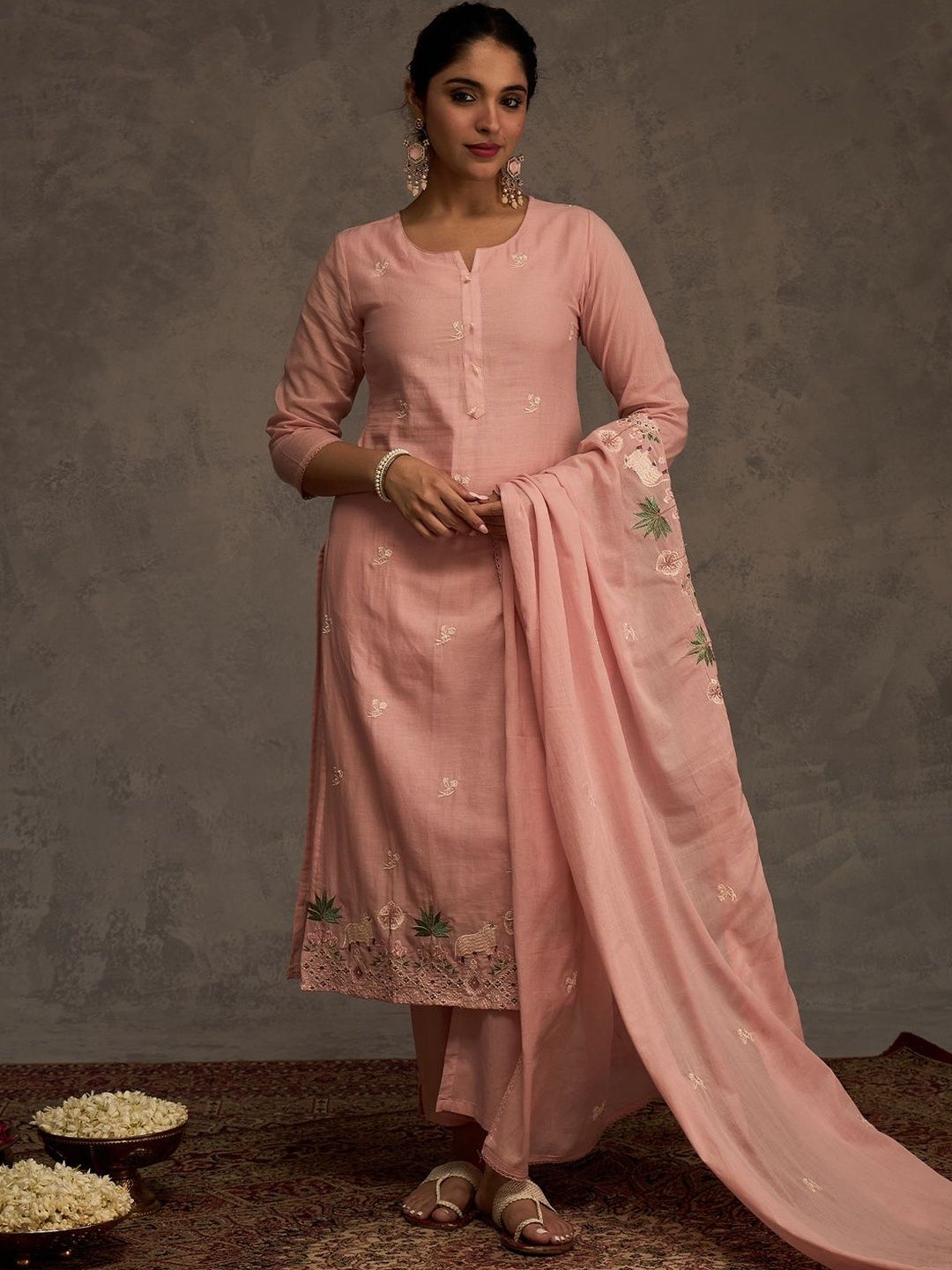 Women Ethnic Motifs Thread Work Pure Cotton Kurta & Salwar With Dupatta