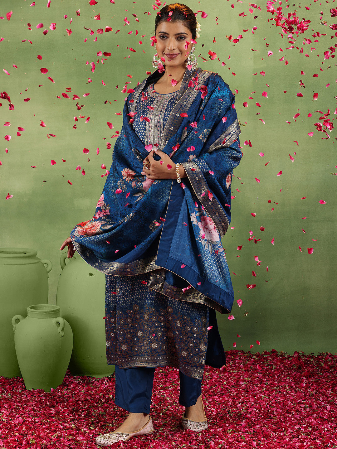 Ethnic Motifs Printed Straight Kurta With Trousers & Dupatta