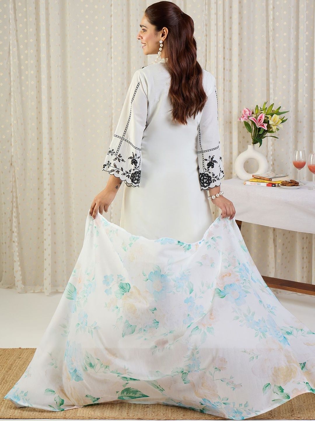 Floral Embroidered Thread Work Pure Cotton Kurta With Palazzos & Dupatta