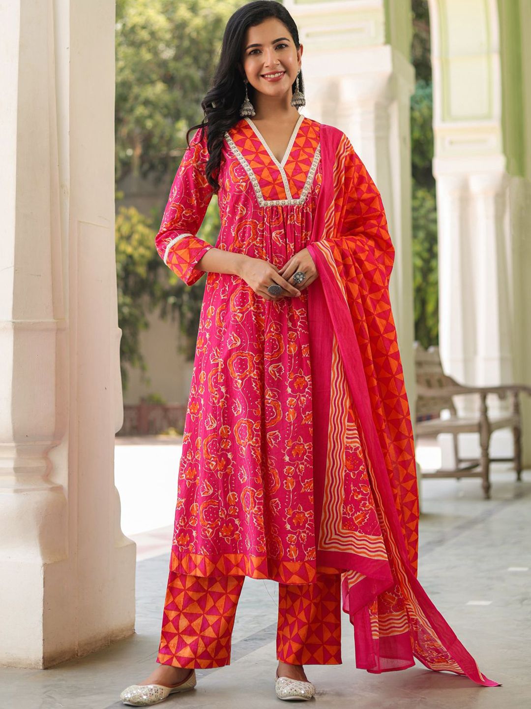 Dhiyona RR Women's Floral Sequinned Pure Cotton Kurta with Trousers & Dupatta
