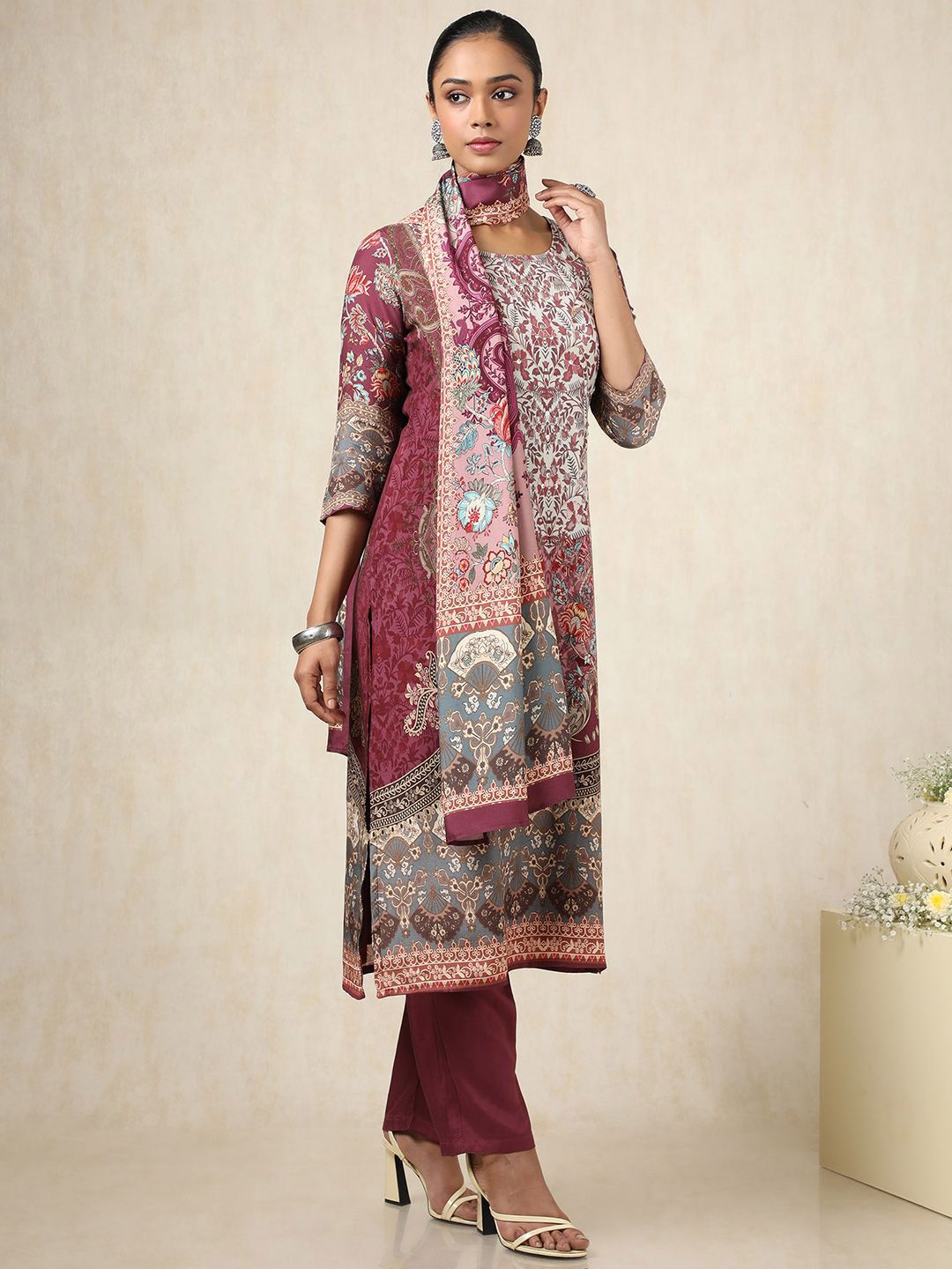 Dhiyona SO Women's Women Ethnic Motifs Printed Regular Pure Cotton Kurta with Trousers & With Dupatta