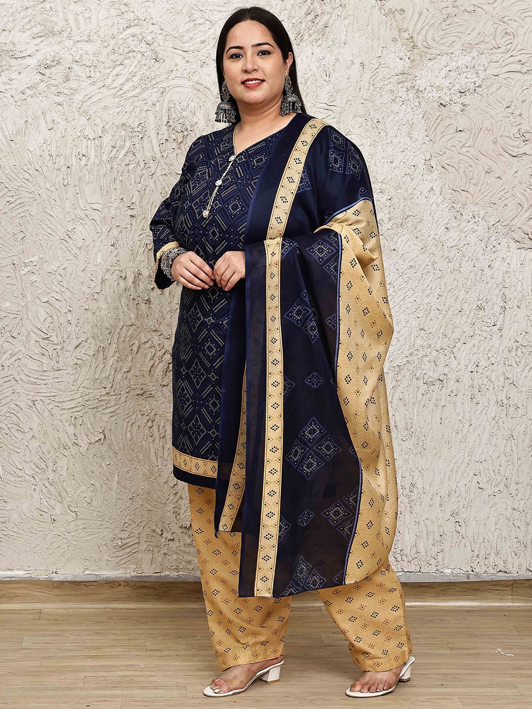 Dhiyona KL Women Geometric Printed Kurta with Salwar & With Dupatta