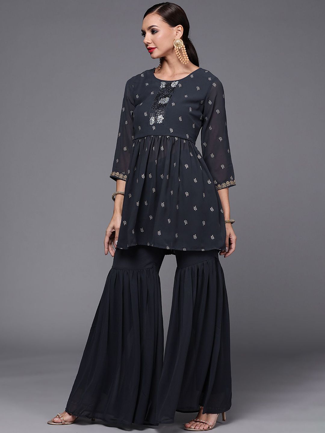 Dhiyona AN Women Floral Printed A-Line Kurta with Sharara