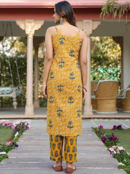 Dhiyona RR Women's Ethnic Motifs Printed Regular Beads and Stones Pure Cotton Kurta with Trousers & With
