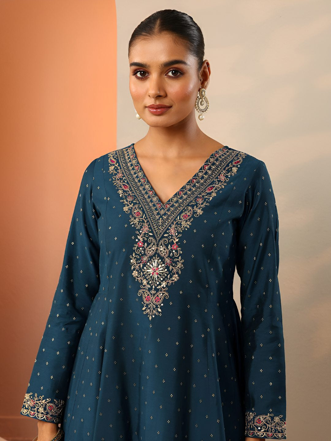 Ethnic Motifs Embroidered V-Neck Thread Work Kurta With Trousers & Dupatta