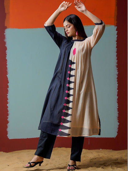 Round Neck Kurta & Trousers
