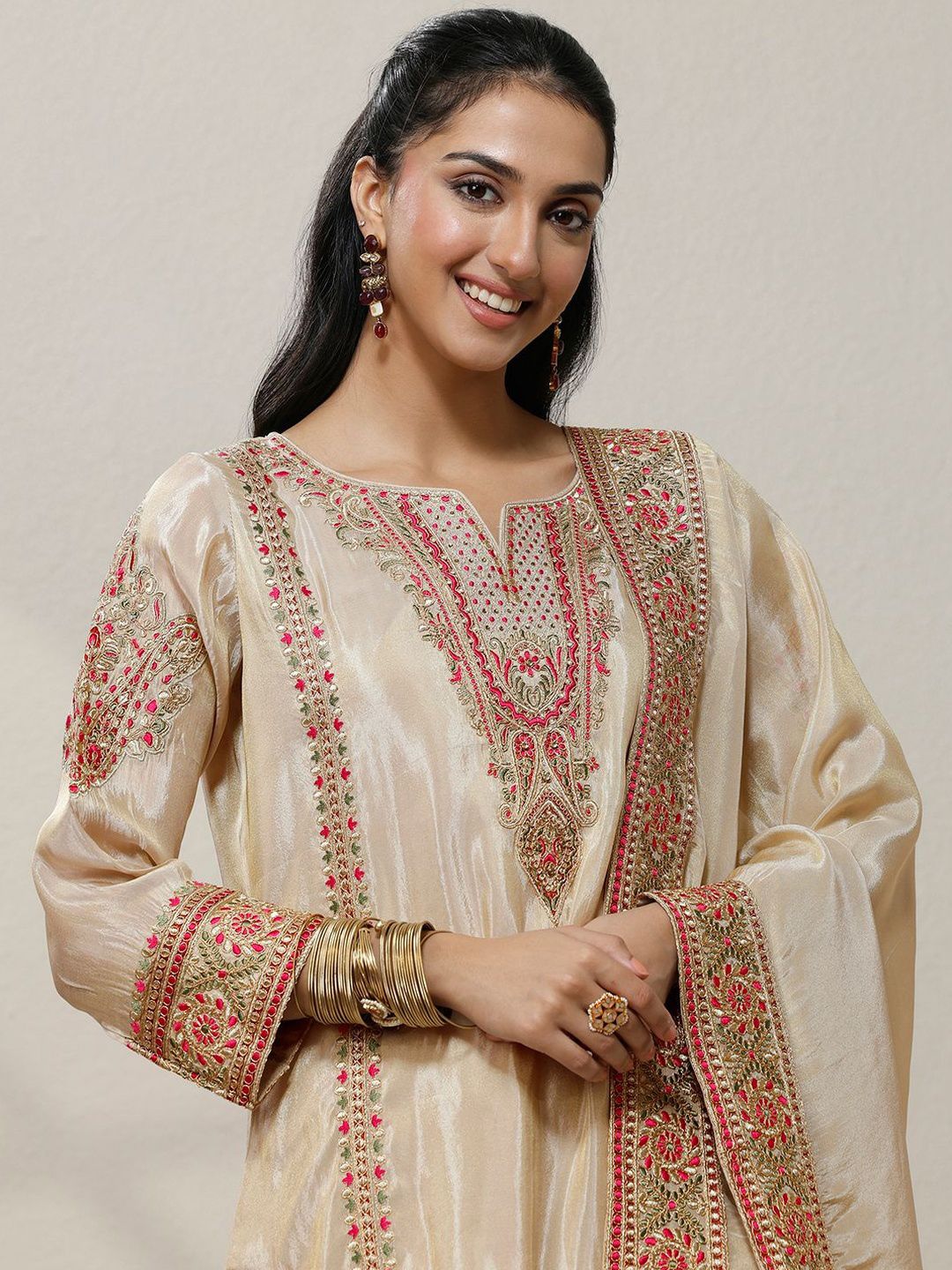 Dhiyona LL Women Ethnic Motifs Embroidered Regular Thread Work Kurta with Sharara & With Dupatta