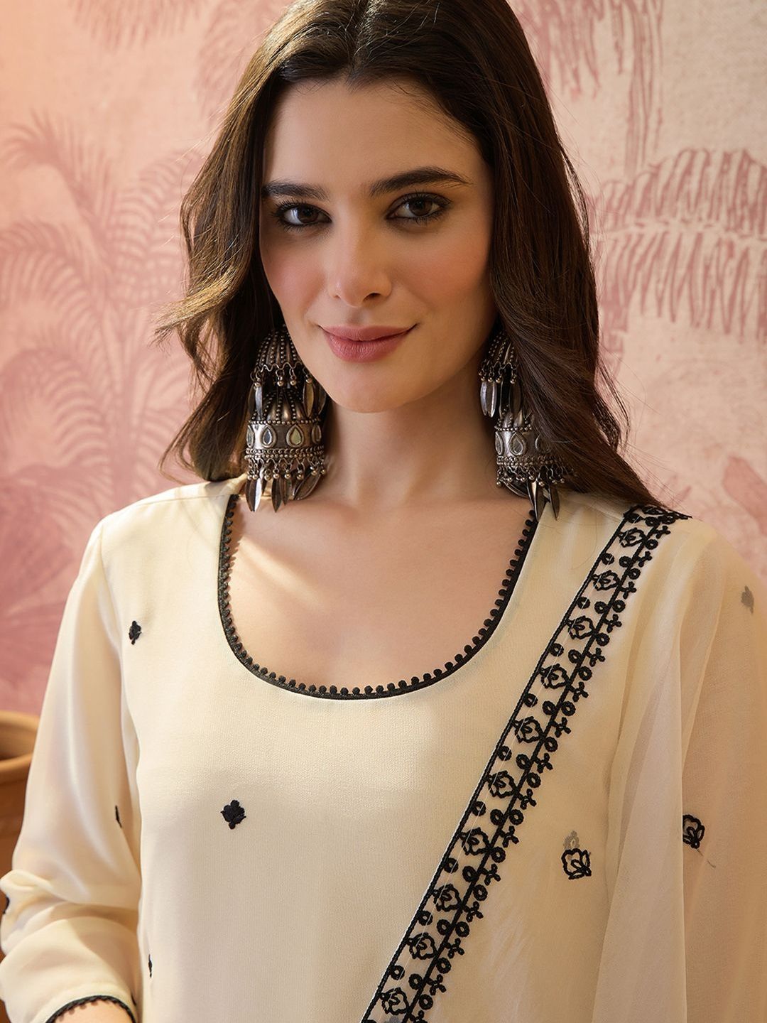 Dhiyona SN Embroidered Round Neck Kurta & Sharara Kurta Set