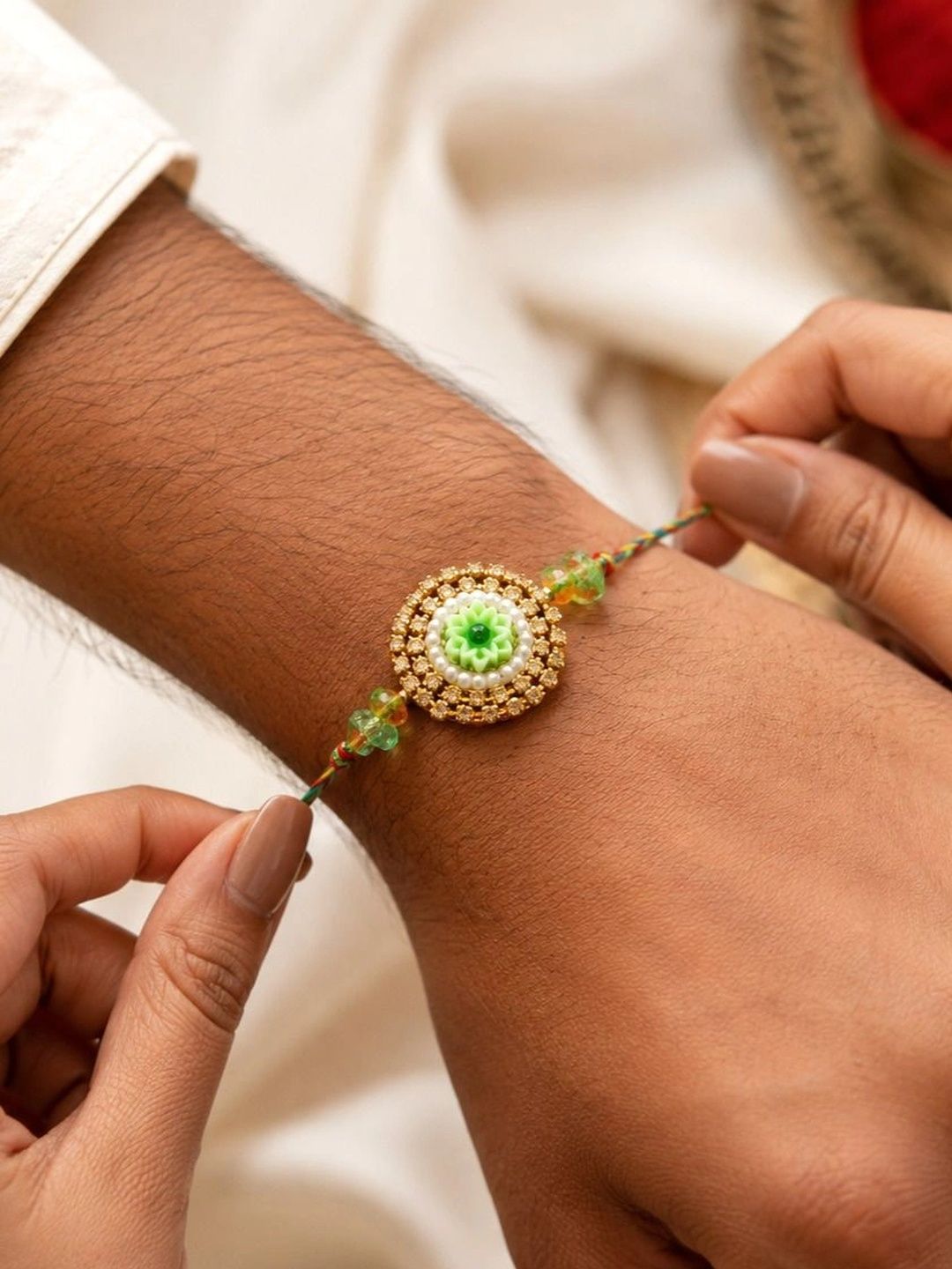 Dhiyona Rakhi