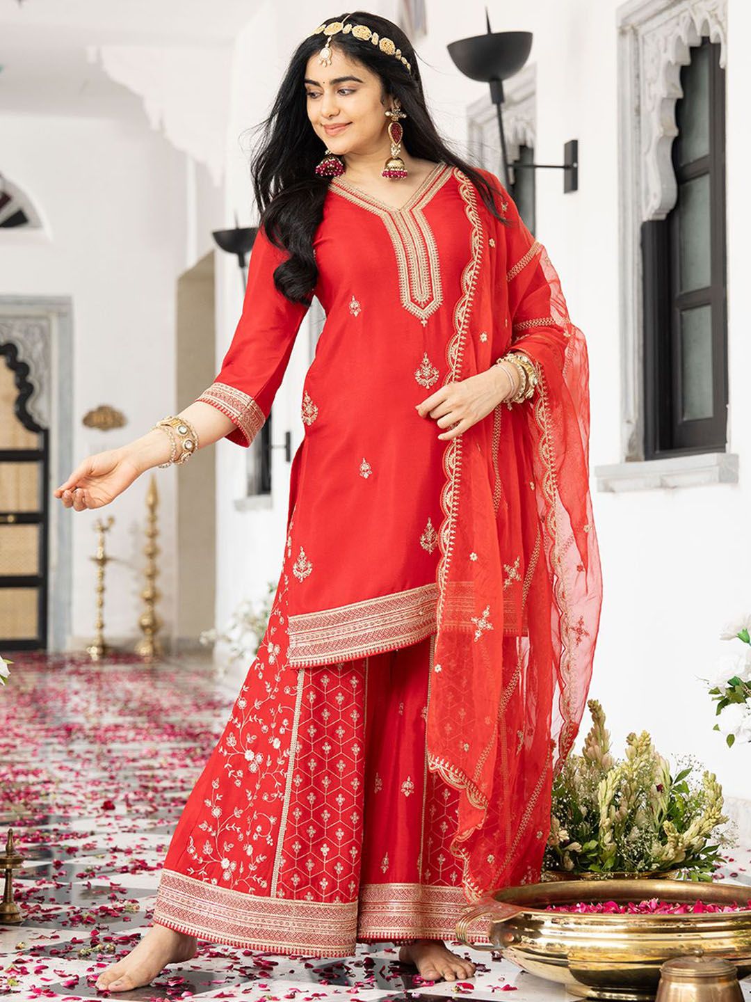 Dhiyona CH Embroidered Kurta Set with Dupatta