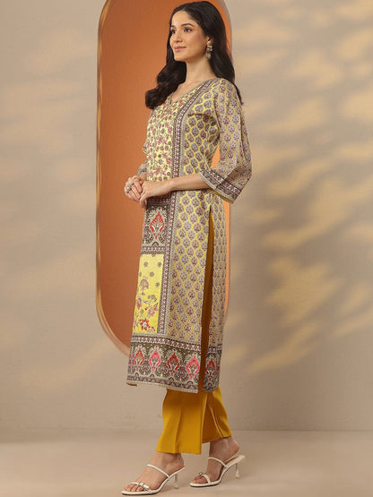 Ethnic Motifs Printed V-Neck Kurta With Trousers & Dupatta