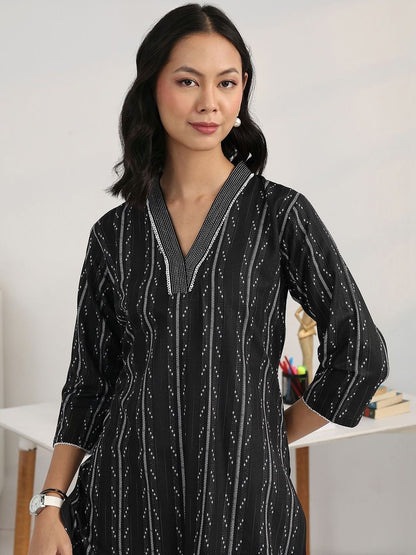 Women Printed Regular Cotton Blend Kurta with Palazzos & With Dupatta