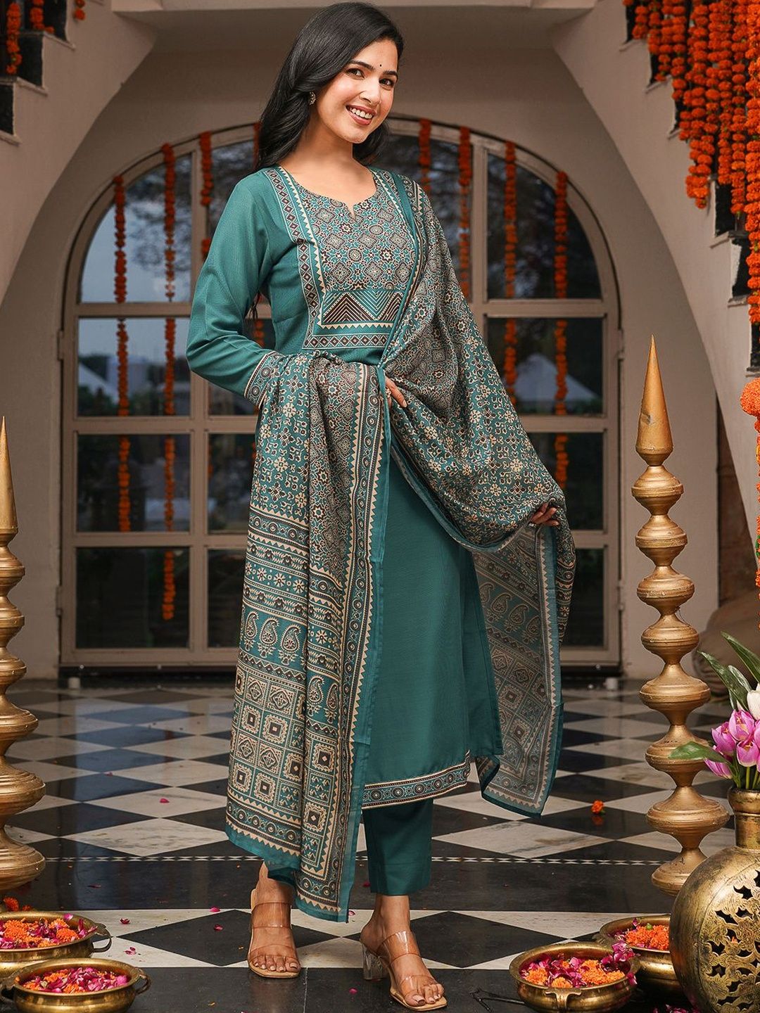 Dhiyona KL Ethnic Motifs Printed Notch Neck Straight Kurta With Trousers & Dupatta