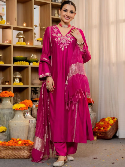 Dhiyona KL Women Ethnic Motifs Embroidered Regular Thread Work Kurta with Trousers & With Dupatta