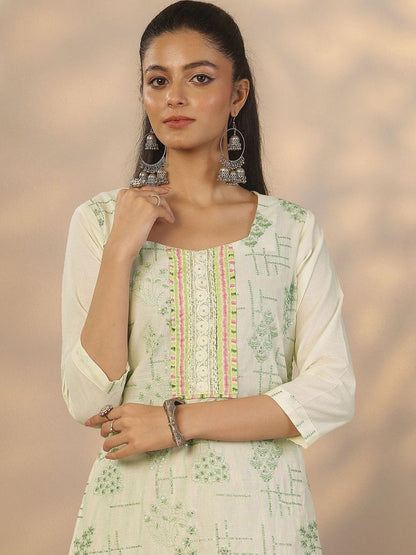 Women Ethnic Motifs Printed Regular Thread Work Kurta with Trousers & With Dupatta