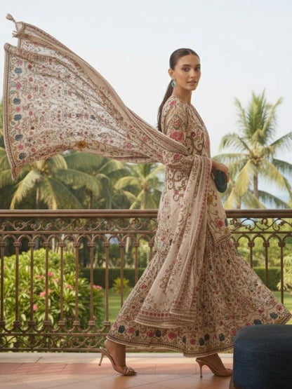 Dhiyona AN Women Floral Printed Regular Silk Crepe Kurta with Sharara & With Dupatta