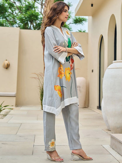 Dhiyona IE Floral Printed Mandarin Collar Tunic With Trousers
