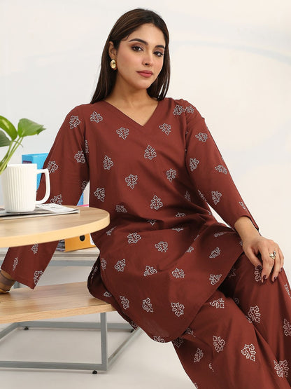 Women Ethnic Motifs Printed Regular Cotton Blend Kurta with Palazzos