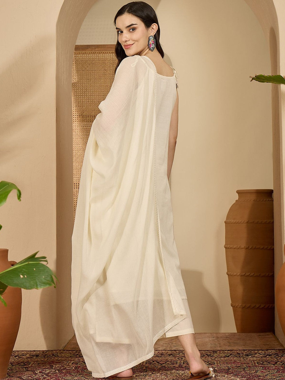 Women Ethnic Motifs Embroidered Regular Thread Work Pure Cotton Kurta with Trousers & With Dupatta
