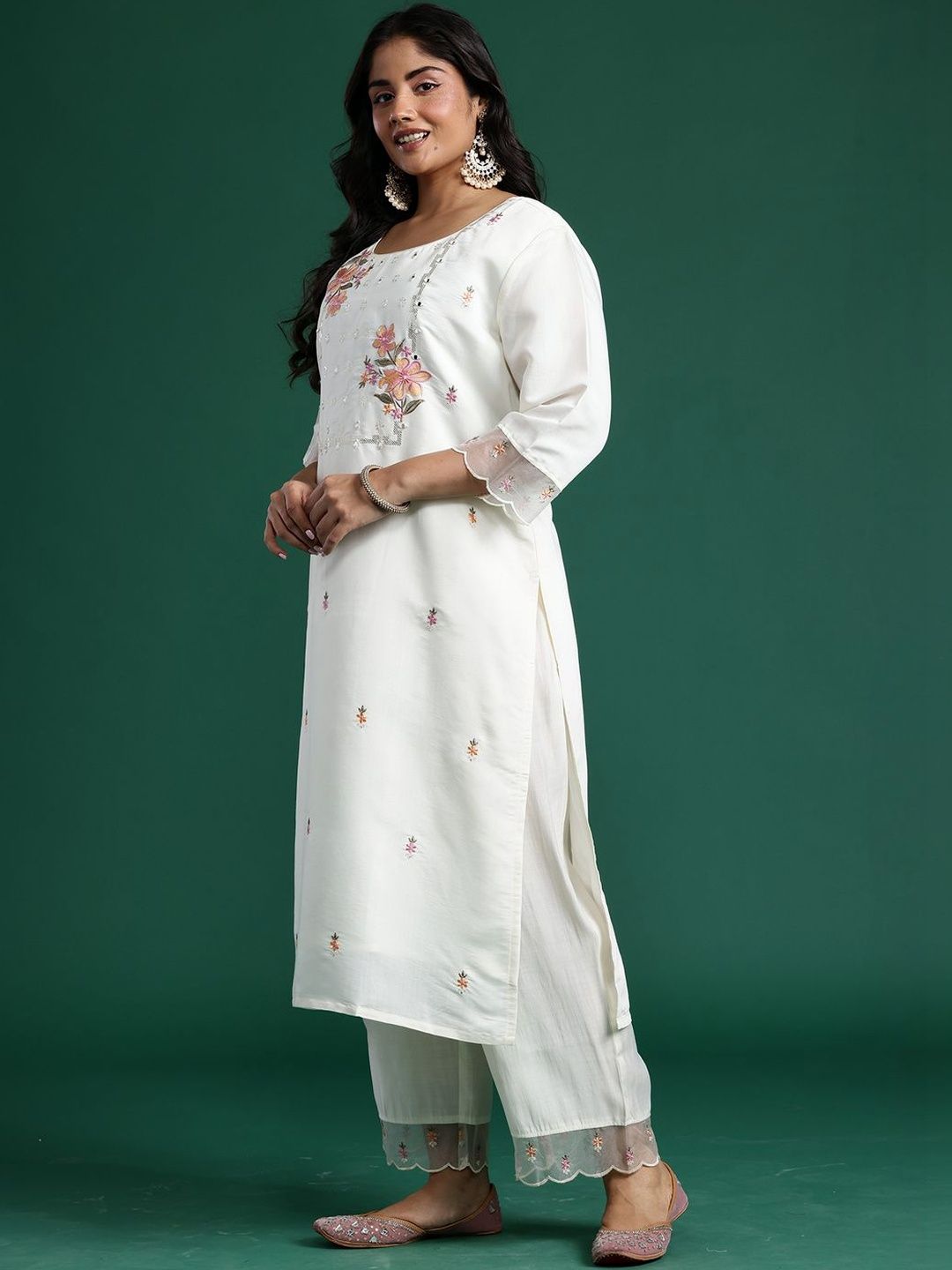Dhiyona Women's Floral Embroidered Regular Mirror Work Kurta with Trousers & With Dupatta