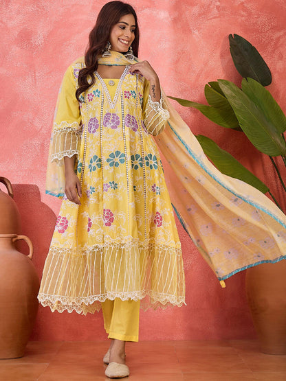 Women Floral Embroidered Cotton Kurta with Trousers & Dupatta