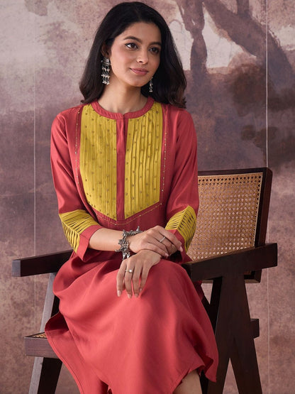 Dhiyona IE Embroidered Mandarin Collar Tunic With Trousers