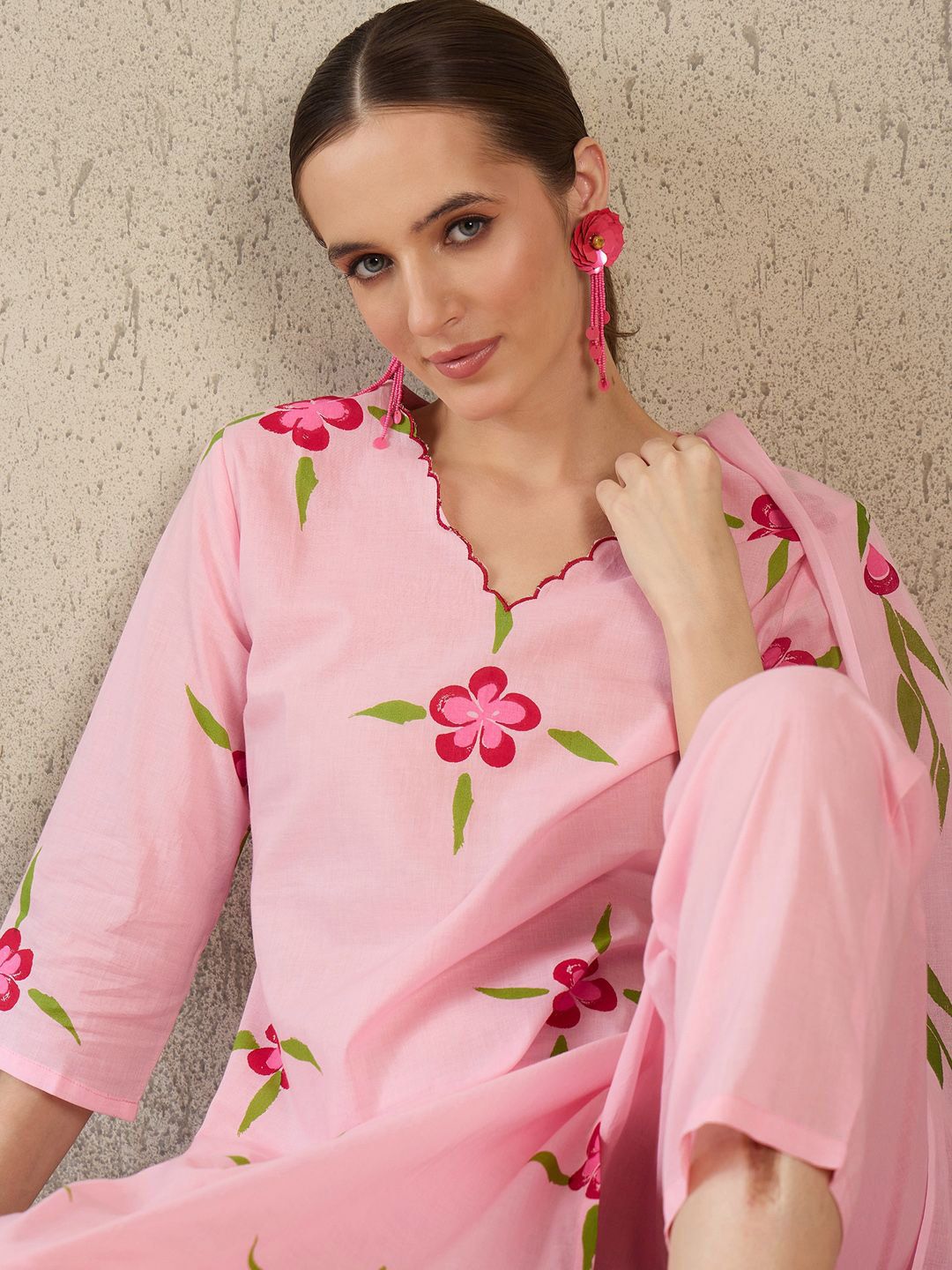 Women Floral Printed Regular Pure Cotton Kurta with Trousers & Dupatta