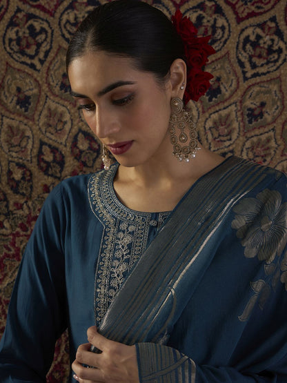 Ethnic Motifs Embroidered Thread Work Kurta With Trousers & Dupatta