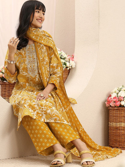 Women Floral Printed Regular Thread Work Kurta with Trousers & With Dupatta