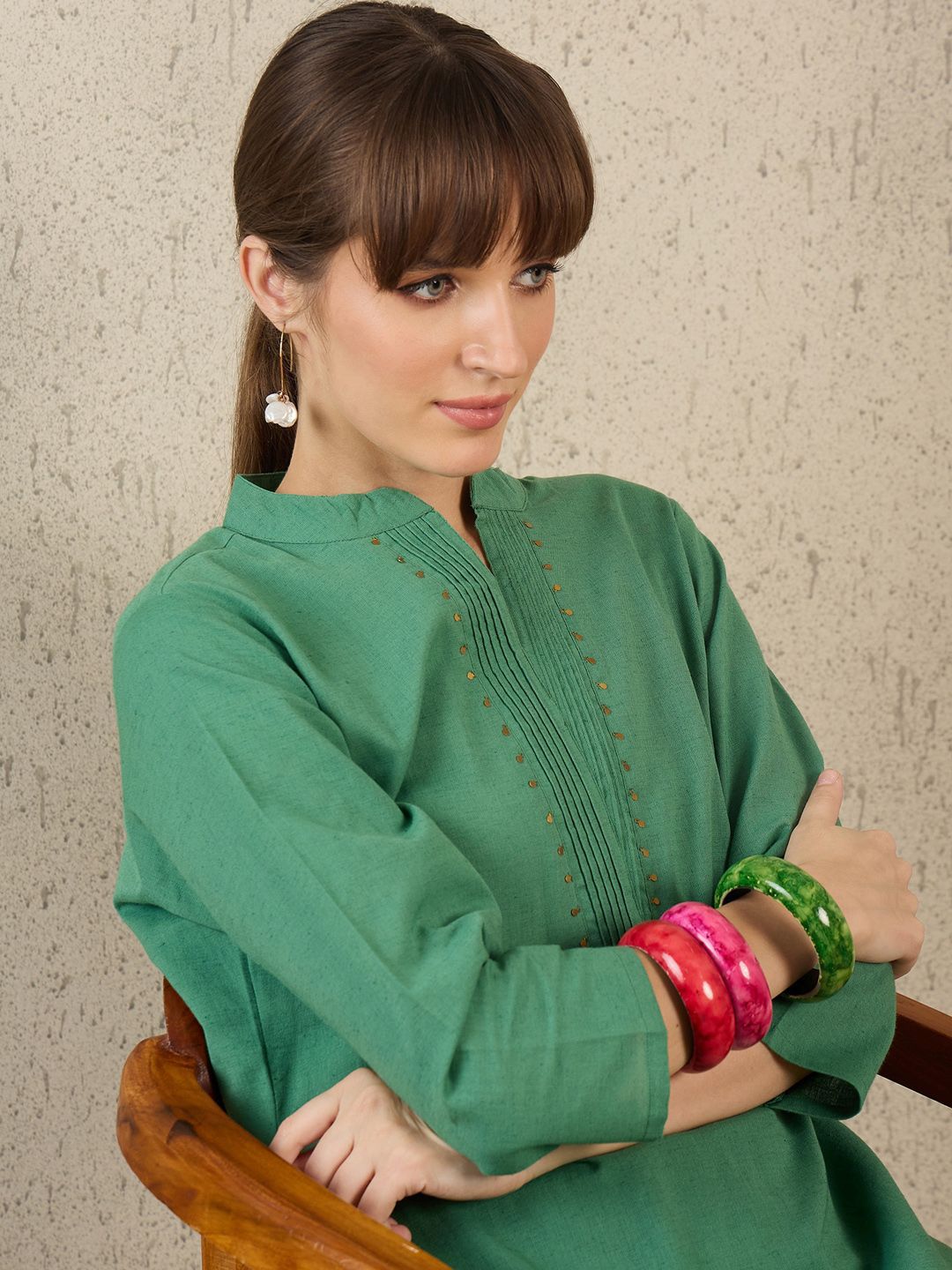 Dhiyona IE Women Embroidered Mandarin Collar Top and Trousers Co-Ords