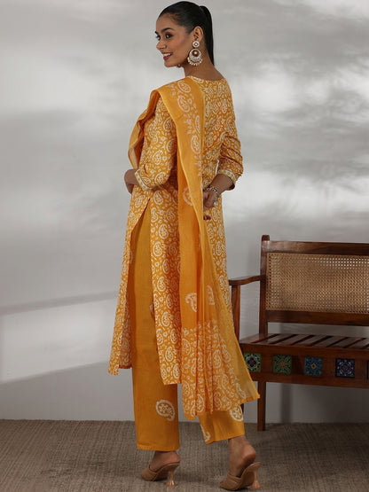 Women Paisley Printed Regular Thread Work Kurta with Palazzos & With Dupatta