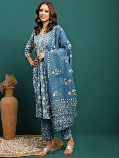 Floral Printed Gotta Patti Pure Cotton Kurta With Trousers & Dupatta