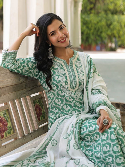 Dhiyona RR Women's Printed Pure Cotton Kurta with Trousers & With Dupatta