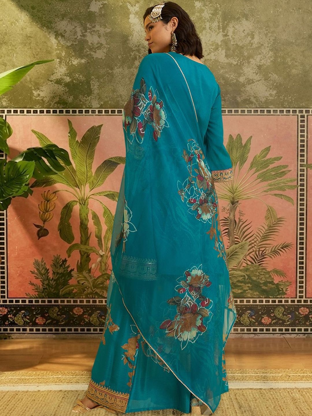 Dhiyona SN Embroidered V-Neck Kurta & Palazzos With Dupatta