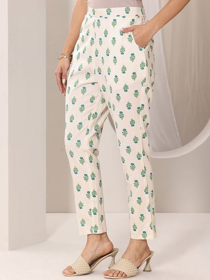 Women Floral Printed Kurta with Trousers