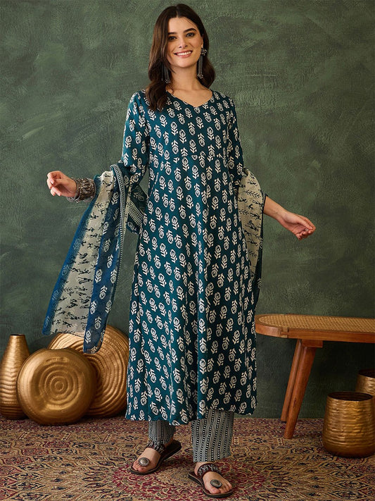 Dhiyona KL Women Printed Flared Kurta with Pant and Dupatta