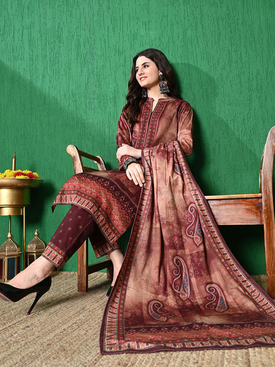 Paisley Printed Winter Velvet Straight Kurta & Trouser With Dupatta