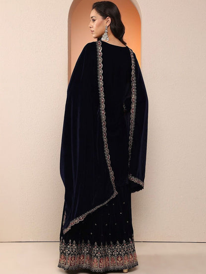 Dhiyona LL Women Ethnic Motifs Embroidered Regular Thread Work Velvet Kurta with Sharara & With Dupatta