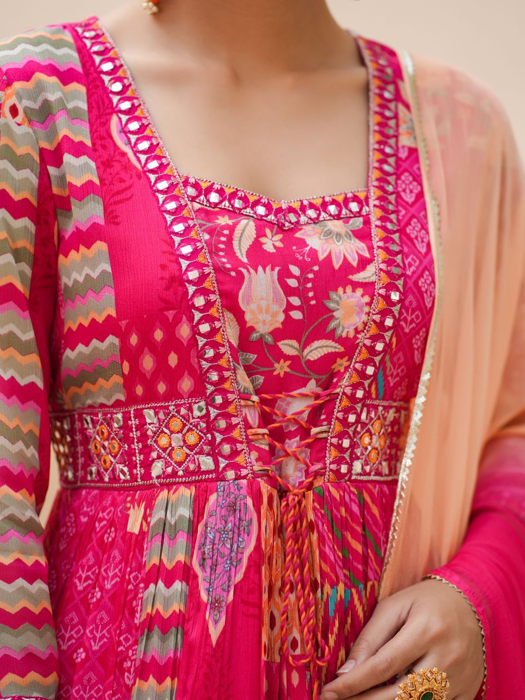 Dhiyona RR Women's Floral Printed Empire Sequinned Kurta with Trousers & With Dupatta
