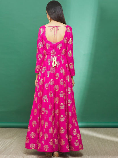 Dhiyona KL Women Floral Foil Printed Anarkali Kurta with Palazzos & With Dupatta
