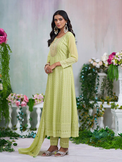 Dhiyona CH Ethnic Motifs Embroidered Thread Work Anarkali Kurta With Trousers And Dupatta