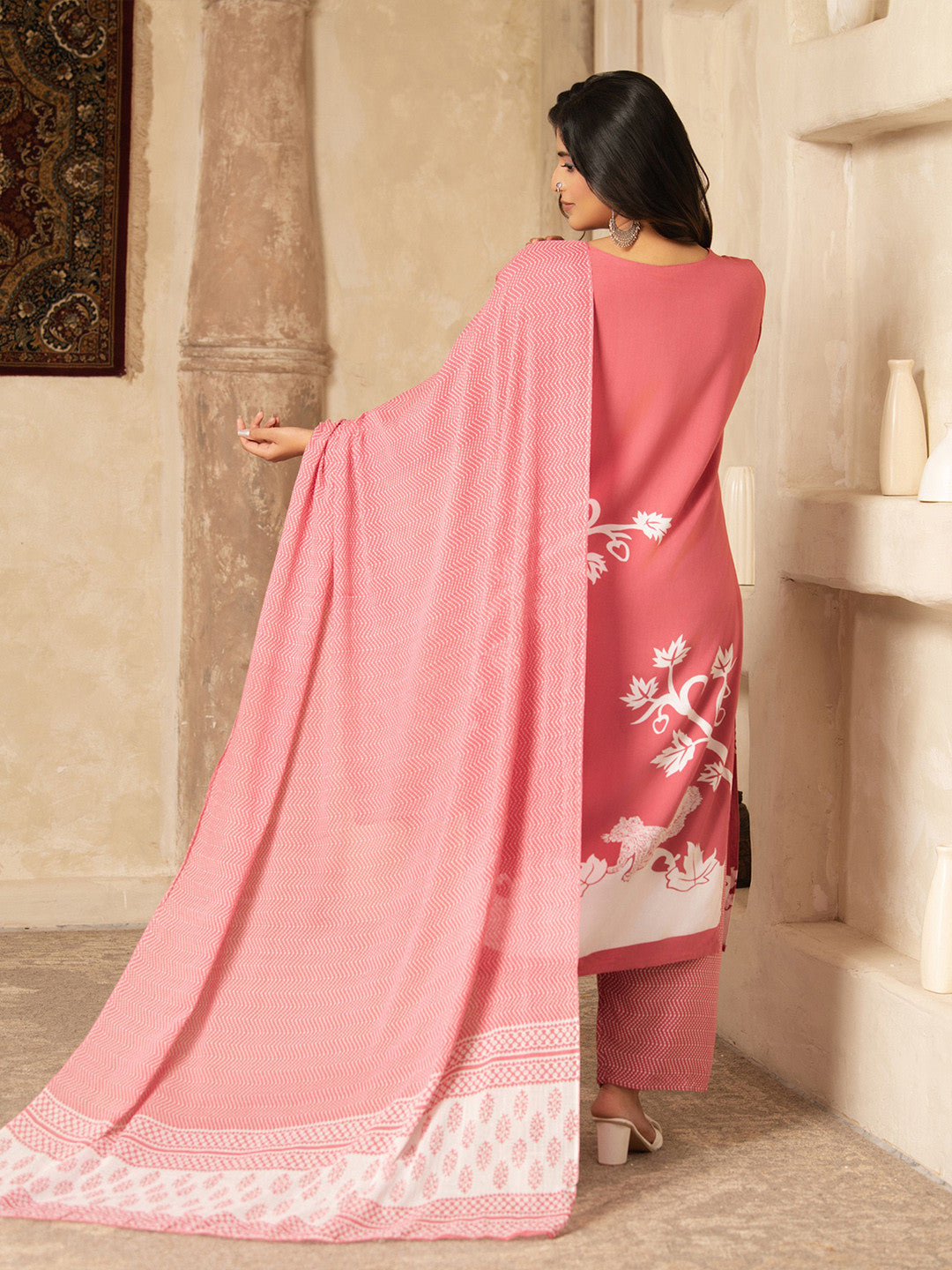Women Ethnic Motifs Printed Kurta with Trousers & Dupatta