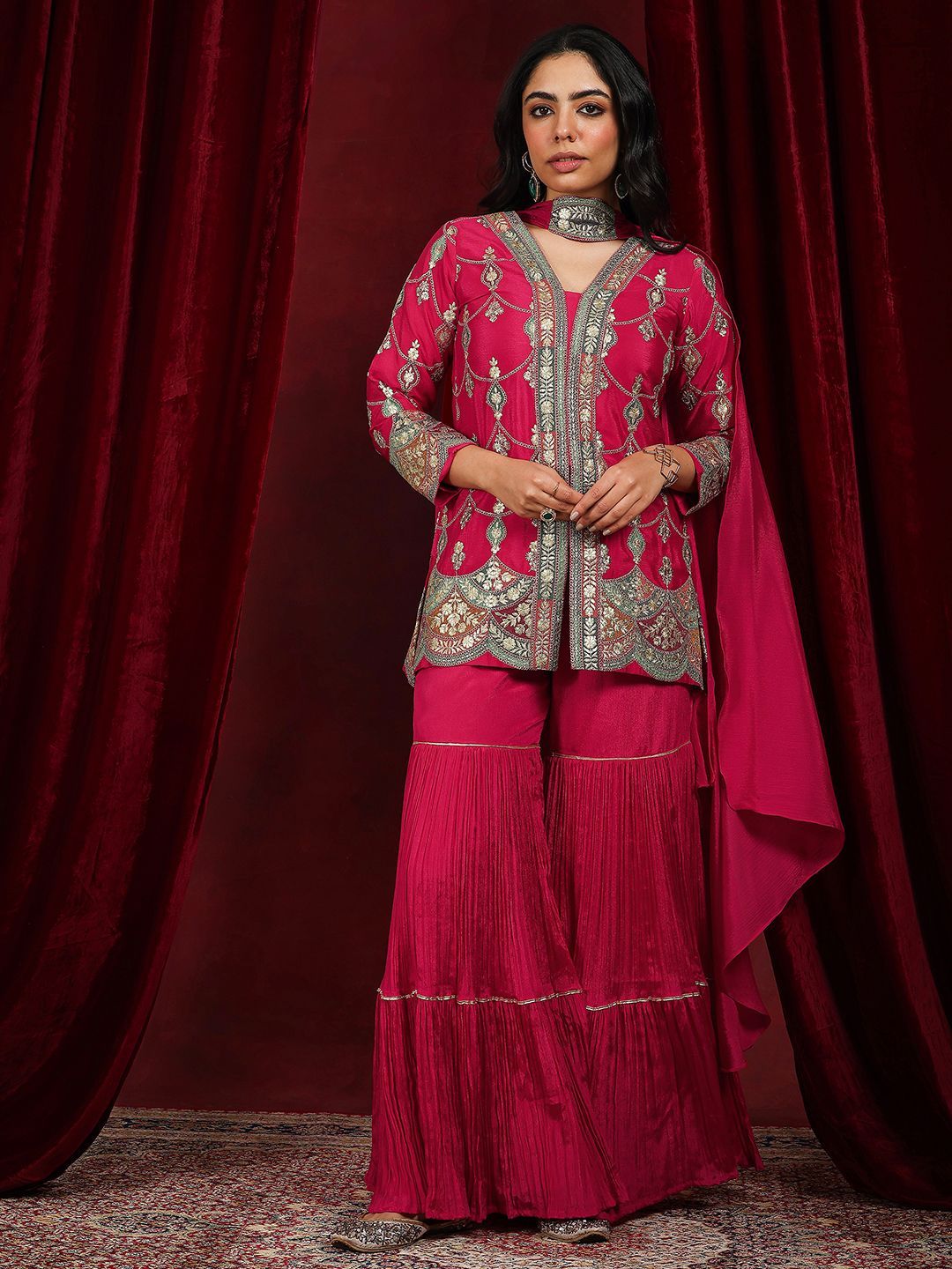 Dhiyona LL Floral Embroidered Notch Neck Zari Straight Kurti With Sharara And Dupatta