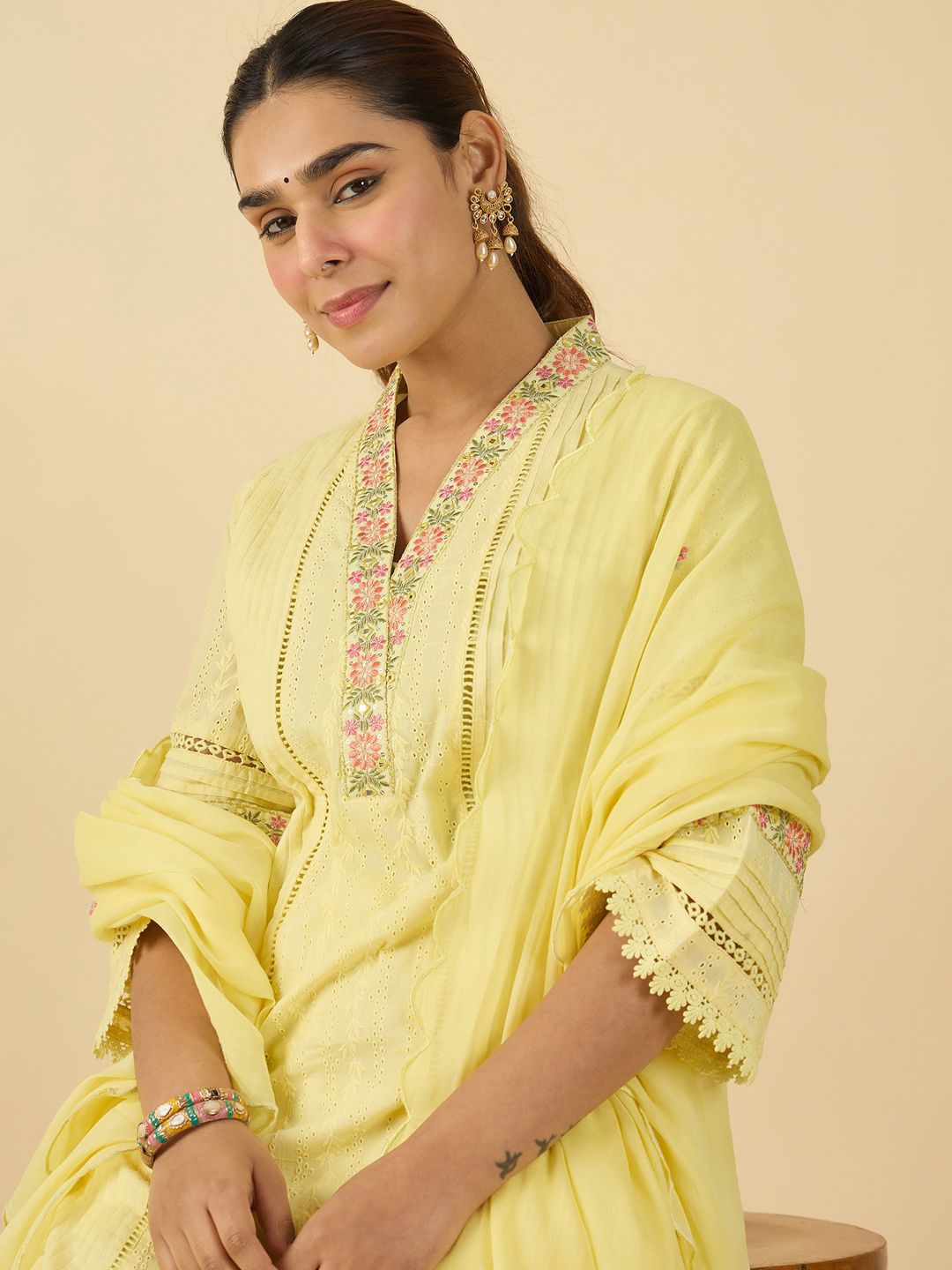 Dhiyona IE Floral Embroidered Pure Cotton V Neck Kurta With Trousers & Dupatta