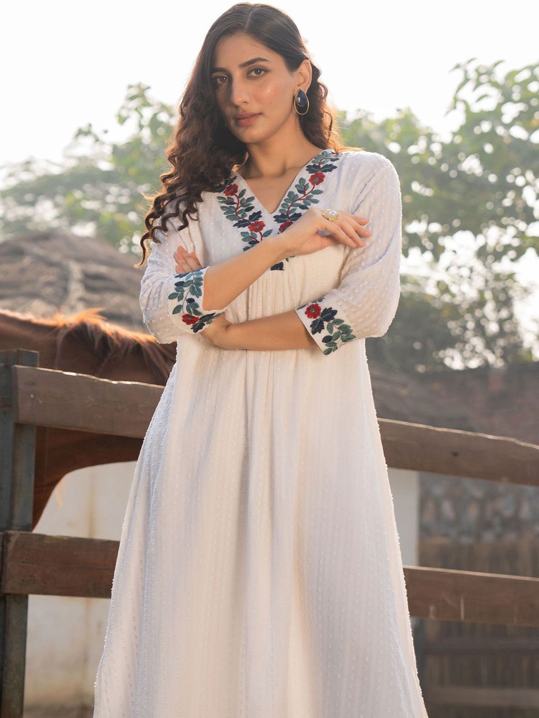 Dhiyona IE Floral Embroidered V-Neck A-Line Pure Cotton Kurta WIth Trousers
