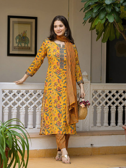 Dhiyona KL Floral Printed Regular Cotton Blend Kurta with Trousers With Dupatta
