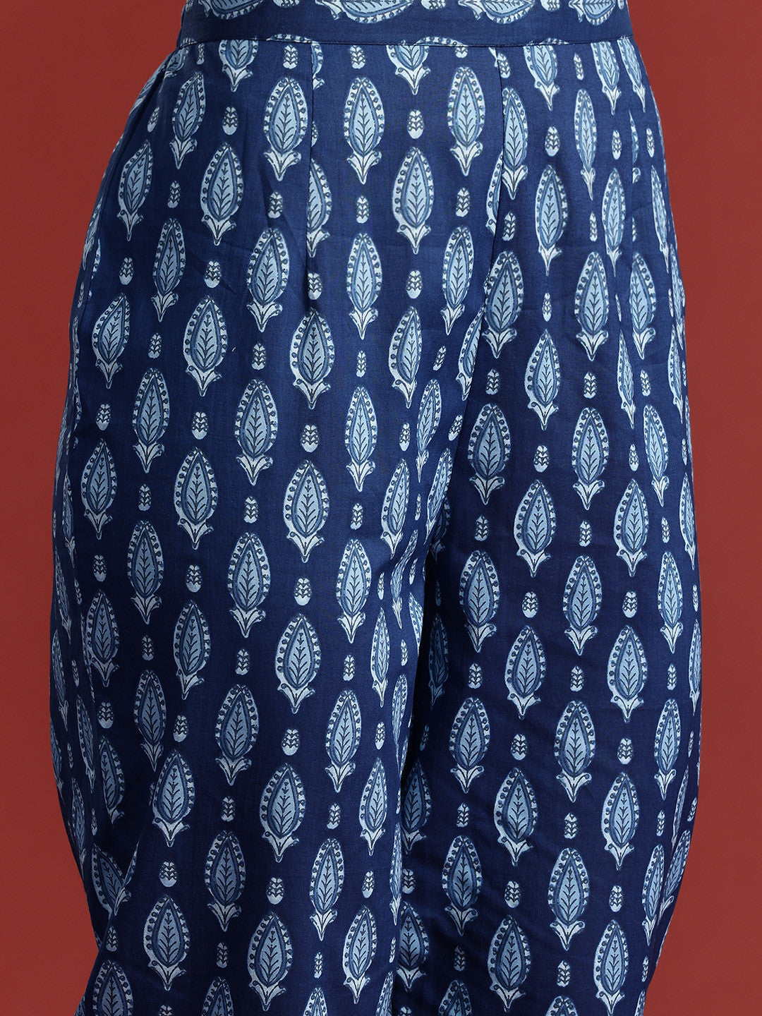 Ethnic Motifs Printed Pure Cotton Kurta with Trousers