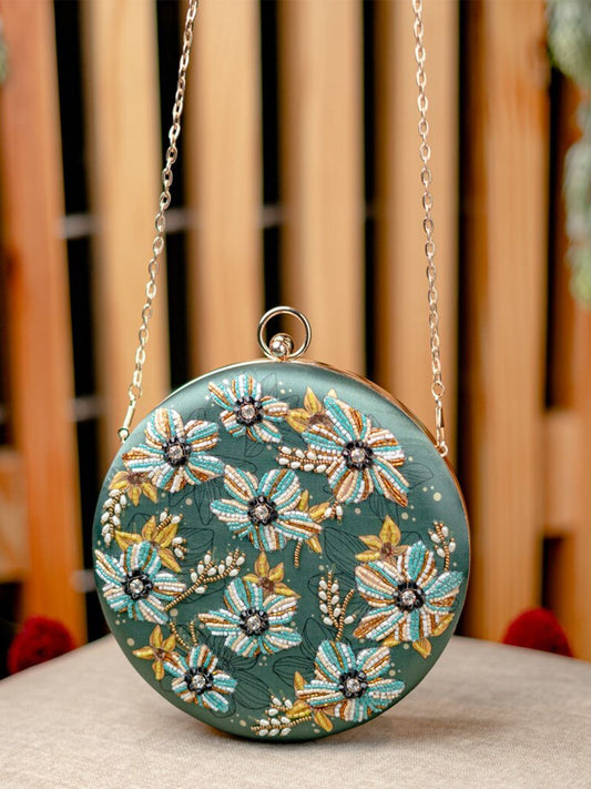 Dhiyona NR Women Embroidered Fabric Box Clutch